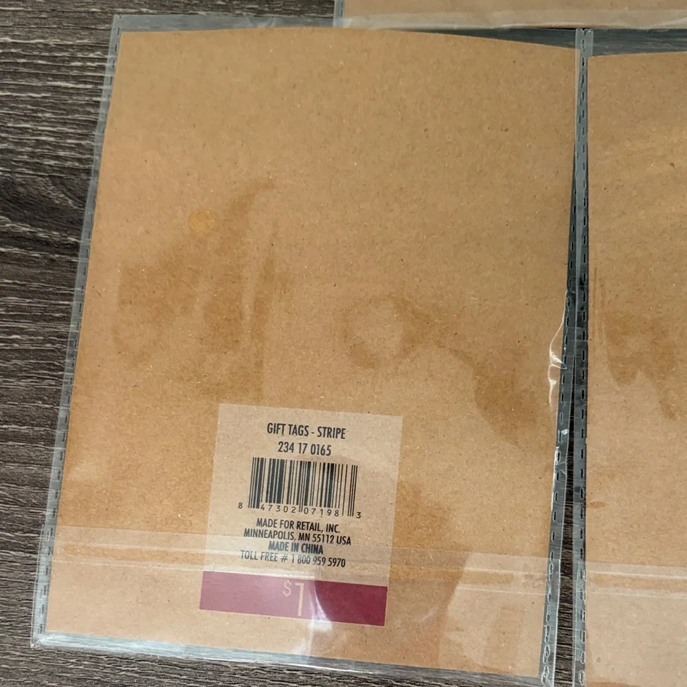 ❤️$2 NWT Colorful Gift Tags Set